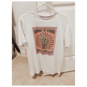 ⚡️ volcom tee: MAKE AN OFFER!
